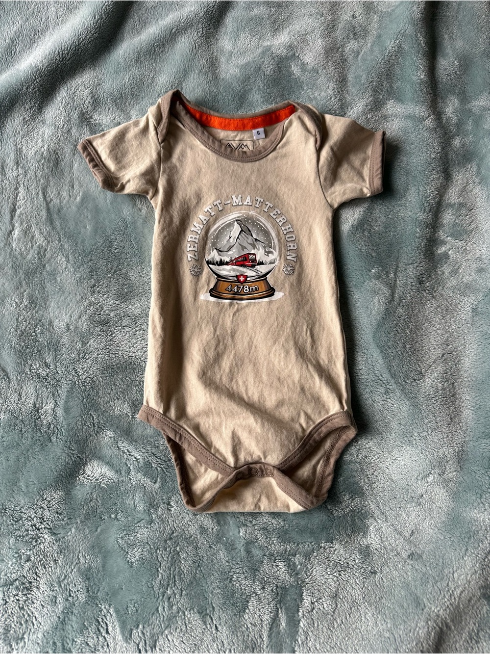NWOT Zermatt-Matterhorn Baby Onesie